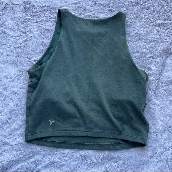 Old Navy Active Powerchill Light Support Go Dry Green Crop Tank Top - Size Small - Picture 4 of 5